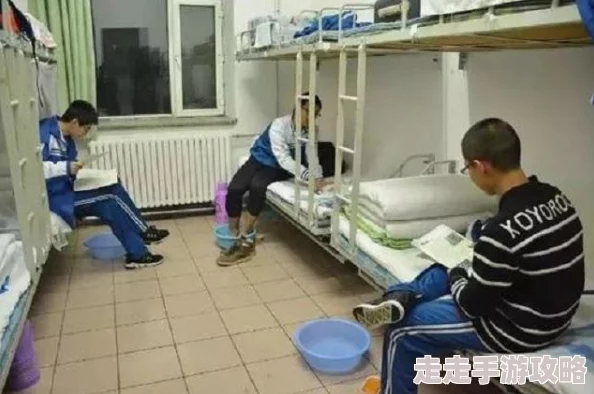 在宿舍想扣怎么办？教你如何提升宿舍氛围、与舍友沟通及解决纷争的有效方法与技巧