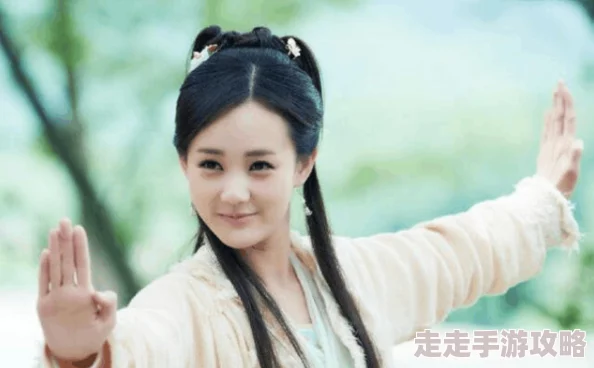 黄＊黄蓉：新剧热播引发观众热议，经典角色再度回归引发怀旧潮流与讨论