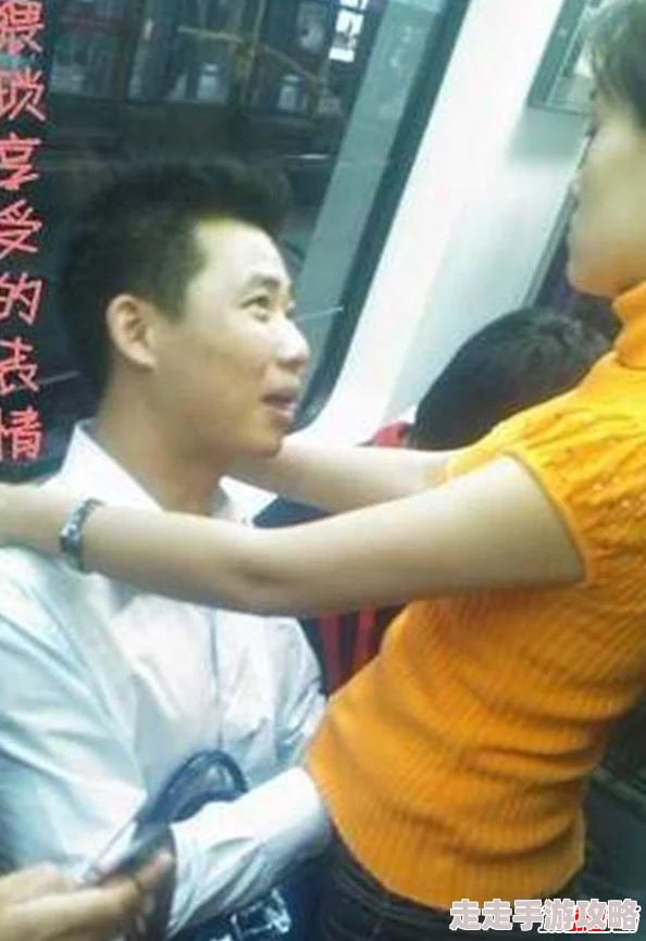 被男狂揉吃奶胸90分钟视频引发热议，网友纷纷讨论其背后的社会现象与文化影响