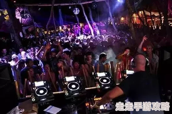 达达兔午夜一级毛片：全新内容上线，带你体验不一样的午夜视听盛宴，尽享极致娱乐时光！
