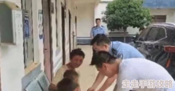 藤蔓进入男男稚嫩的尿孔he视频引发热议，网友们纷纷讨论其背后的深层含义与社会影响！