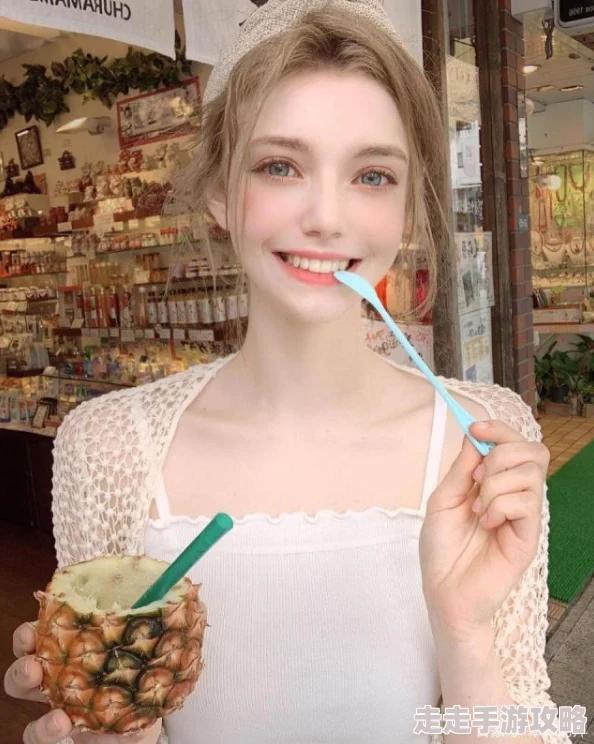 白嫩美女被老外玩得嗷嗷叫最近在网上爆红火遍全网