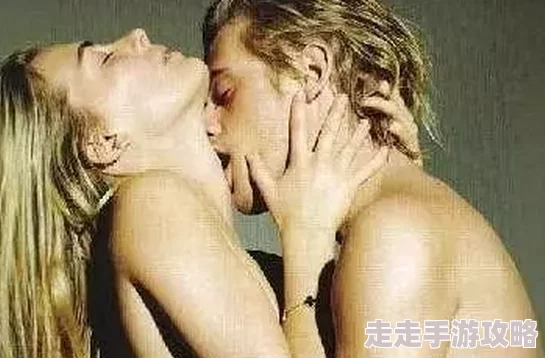 让女人尖叫求饶的床技近日一项研究显示，情趣用品的使用能显著提升双方的性满意度