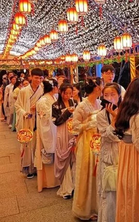 狠狠操夜夜爱最近推出多种互动情趣游戏,增强用户体验 狠狠操夜夜爱最近推出多种互动情趣游戏,增强用户体验