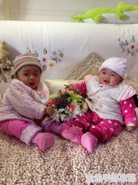 91.九色夫妻最近喜添一对双胞胎女儿 91.九色夫妻最近喜添一对双胞胎女儿