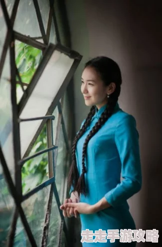 刑事校花抢鲜看美女学霸化身神探，破解校园谜案