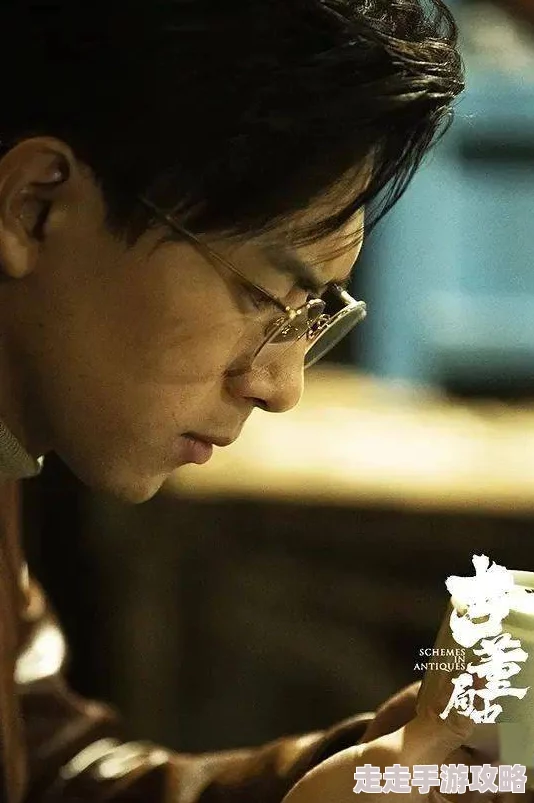 新婚大ying乱小说最近更新了情节，加入了神秘的古董项链作为重要线索