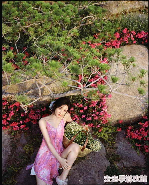 仙子粉嫩紧窄的蜜一开一合的蠕动小仙女们在花园里采集露水精华 仙子粉嫩紧窄的蜜一开一合的蠕动小仙女们在花园里采集露水精华