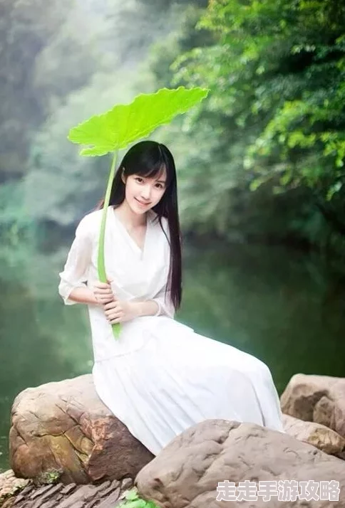 仙子粉嫩紧窄的蜜一开一合的蠕动小仙女们在花园里采集露水精华 仙子粉嫩紧窄的蜜一开一合的蠕动小仙女们在花园里采集露水精华