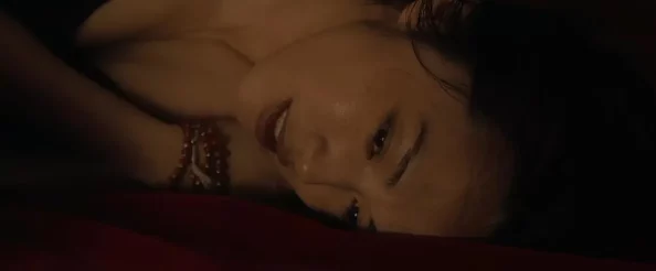 做爰猛烈床戏大尺度电影该片以激情四射的剧情和大胆露骨的镜头著称