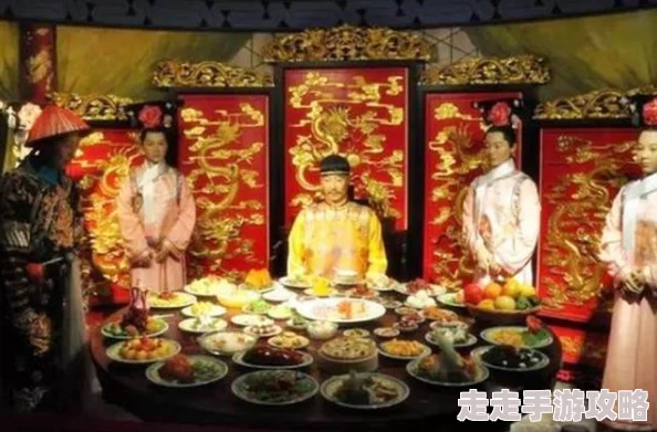 皇上坐在含玉根的龙椅上朝近日宫中举办盛大宴会庆祝丰收佳年，众臣齐聚共襄盛举