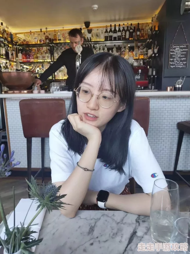 小豪孟卉钰慧三p上79章孟卉的闺蜜意外出现关系变得更加复杂