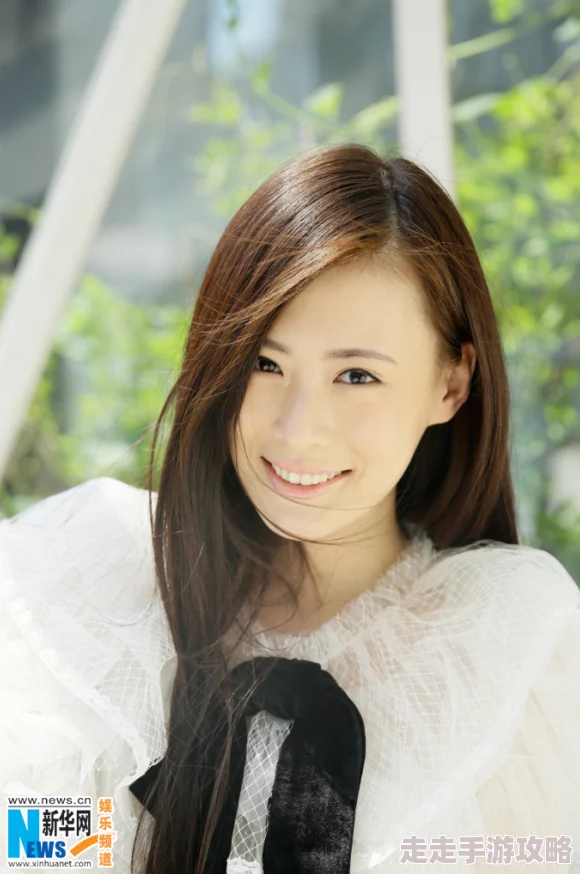 美女人容貌依旧倾城气质更加优雅迷人举手投足间尽显成熟女性魅力 美女人容貌依旧倾城气质更加优雅迷人举手投足间尽显成熟女性魅力