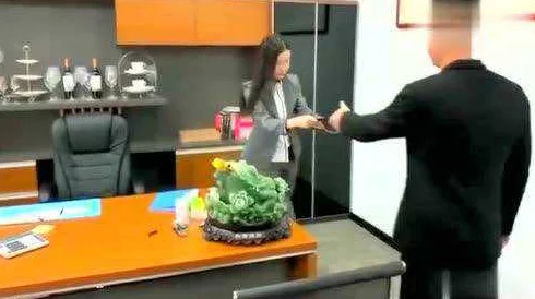 放荡老师淑敏办公室全集目录更新至第80章办公室的秘密 放荡老师淑敏办公室全集目录更新至第80章办公室的秘密