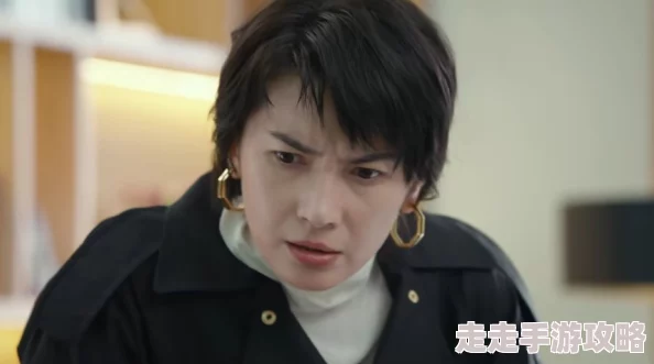 强壮的公么李媛老何李媛和老何的矛盾激化引发家庭危机