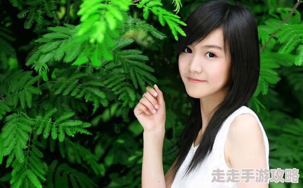 美女bbb原名林诗雨擅长钢琴演奏尤爱肖邦 nocturnes 美女bbb原名林诗雨擅长钢琴演奏尤爱肖邦 nocturnes