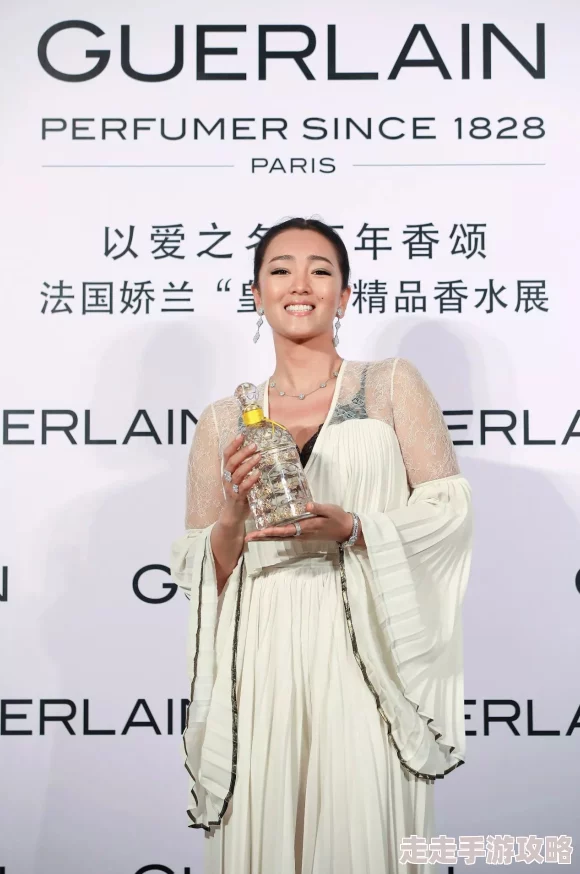 亚洲欧美专区精品伊人久久高清资源持续更新每日精彩不断