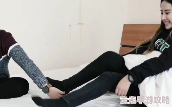 tk美女英语老师丝袜脚心让我们一起努力学习英语，追求梦想，展现自信与优雅