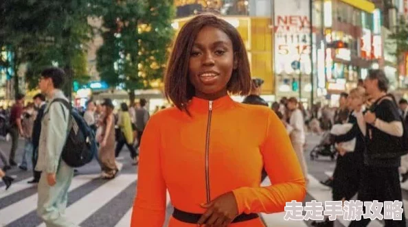 黑人狂躁日本妞展现跨文化情欲交织的复杂性及其背后的社会心理因素