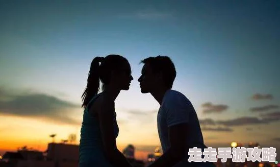 男人喜欢亲你私下代表什么呢也许只是玩玩而已并非真心实意