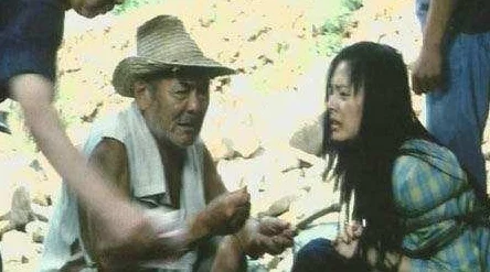 伦利理午夜理论片为什么让人深思因为它探讨了人性的善与恶引人入胜的剧情发展为何让人难以忘怀