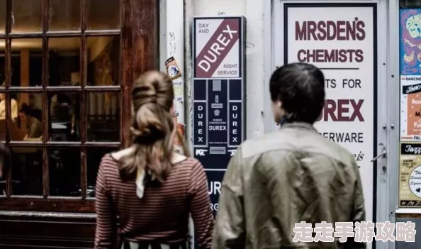 午夜一级为什么充满人文关怀引发观众情感共鸣为何其对底层人民的关注令人动容
