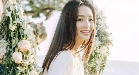 四川少妇bbbbbbbw为什么真实不做作的性格赢得了大家的喜爱为何备受关注