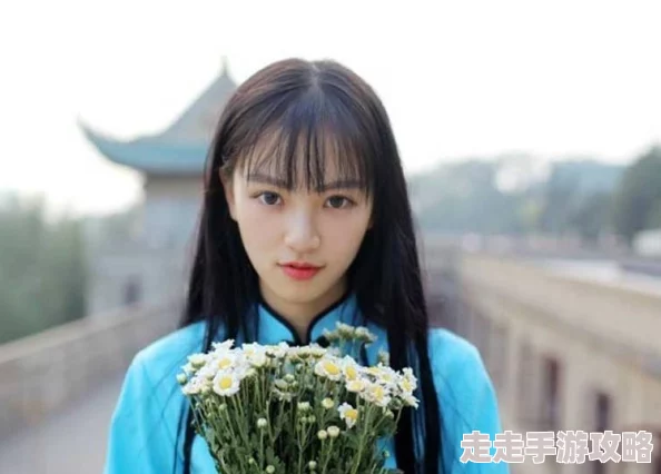 汤芳帝毛阴的生平事迹因其卓越才能和领导魅力而备受尊崇