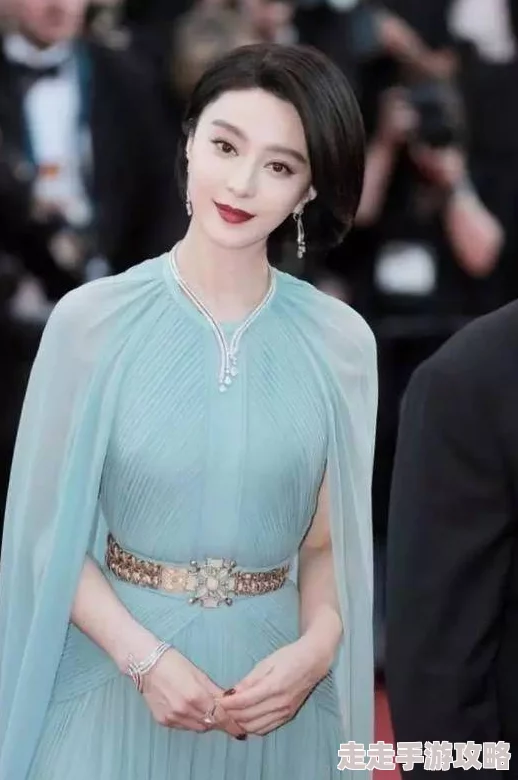 故意走光XXⅩXXX合集为何如此流行探究其背后原因