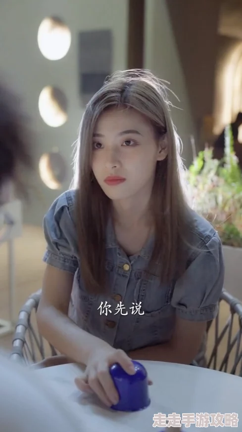 婷婷色一二三区波多野结衣为什么她敢于突破传统大胆尝试的勇气令人钦佩为何成为一个引领潮流的先锋
