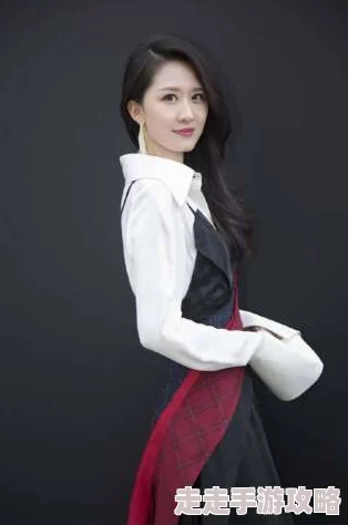 周妍希因可塑性极强的演技和对不同角色的精彩诠释而深受观众喜爱