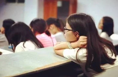 日本大学生高潮内为什么引发对现实的反思引发强烈共鸣为何贴近生活引起共鸣