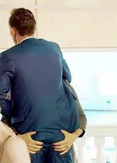 为何对这种画面感兴趣“无遮挡裸光屁屁打屁股男男”或许是源于对特定行为的迷恋