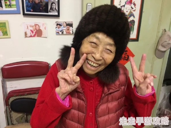 搡老太婆中国老太婆微博为什么引起热议为何激起社会讨论