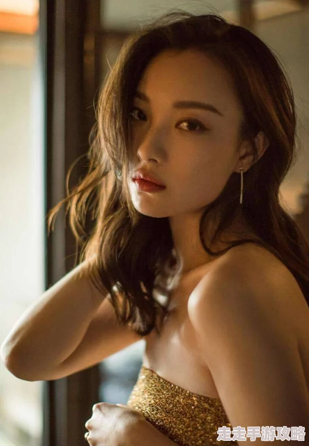 扒开美女 狂揉 真人游戏为什么备受欢迎?紧张刺激的游戏环节和高度自由的操作深受玩家喜爱 扒开美女 狂揉 真人游戏为什么备受欢迎?紧张刺激的游戏环节和高度自由的操作深受玩家喜爱