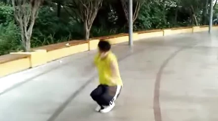少妇搡bbbb搡bbb搡bbb为何如此吸引人因为它新颖的表现手法和独特的艺术风格吸引了年轻一代的目光
