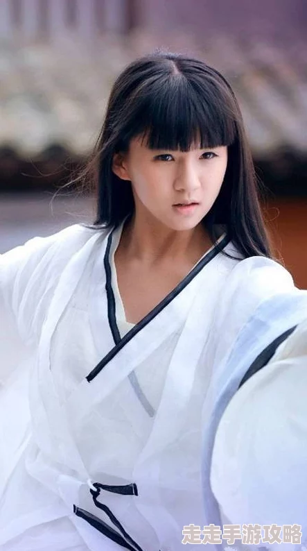 为何国产精品久久久久久日韩电影李沁服化道精美场景逼真音效出色获得一致好评