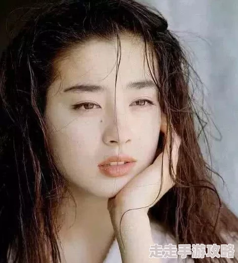 18禁止观看为何如此吸引眼球因为它展现了不同寻常的人生经历和情感纠葛让人感同身受