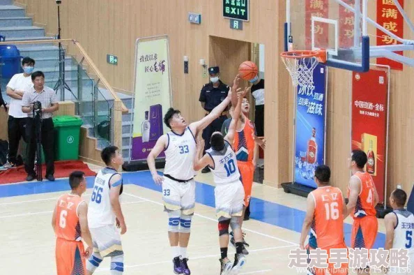全民江湖VS热血江湖：深度爆料哪款游戏更亲民实惠？