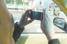 FerrPorno馃拫3000涉嫌传播非法色情内容，已被举报至相关部门