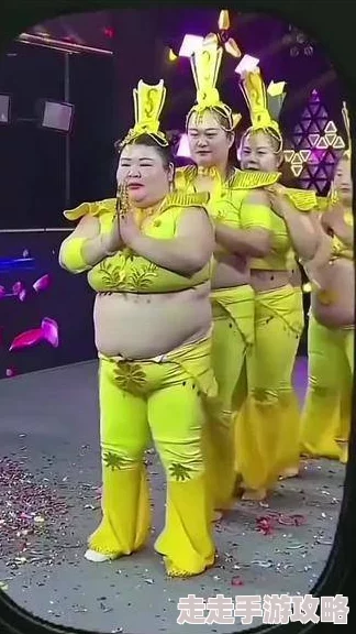 天津妖娆姐跳《罗刹海市》螃蟹舞惊艳全网