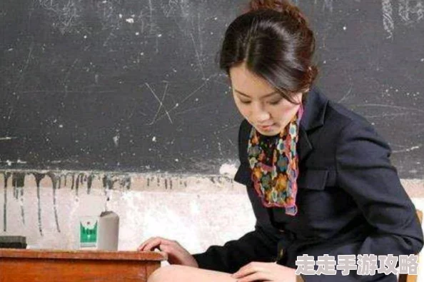 乡村女教师三级版据说原版尺度更大可惜现在找不到了